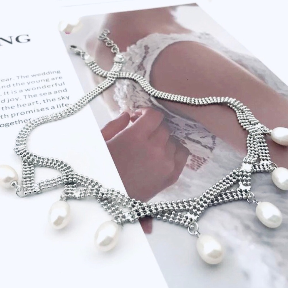 ✨NEW✨ Silver Cascada Pearl Necklace✨ - Picture 1 of 4